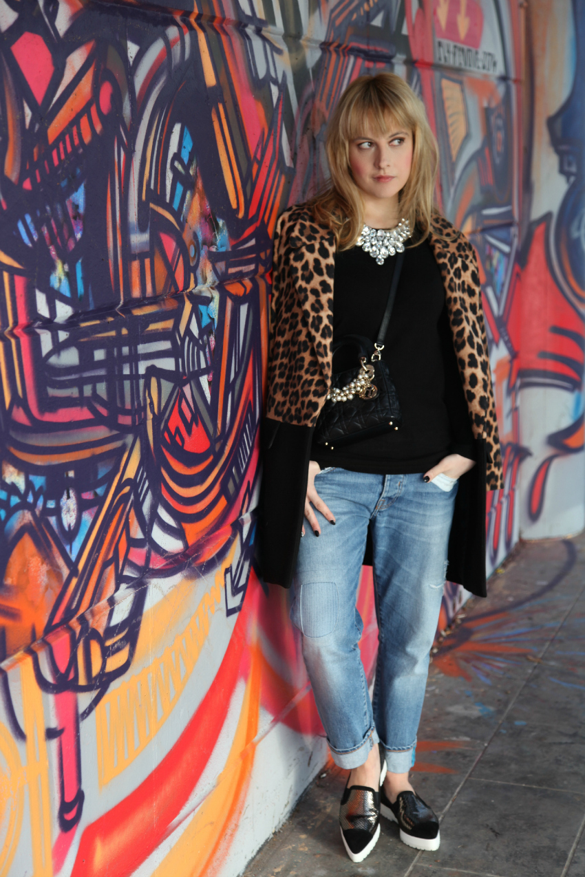 Sunday's look: cappotto animalier e slippers dorate, alessia milanese, thechilicool, fashion blog, fashion blogger, lady dior bag